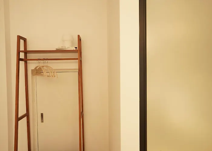 Nomad In Hongdae Hostel *