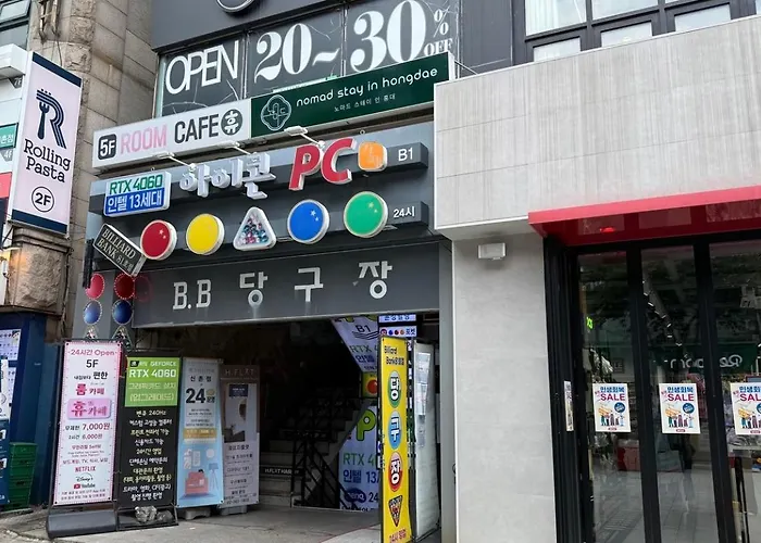 Hostel Nomad In Hongdae *