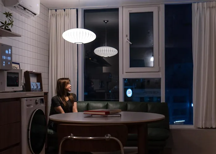 Hostel Nomad In Hongdae Seoul